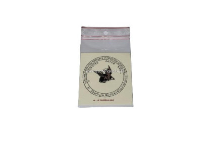 Pentacle sur parchemin : LE TAUREAU AILE Favorise succès